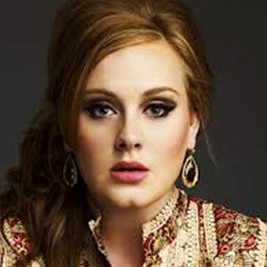 Adele es famosa y talentosa, pero sencilla