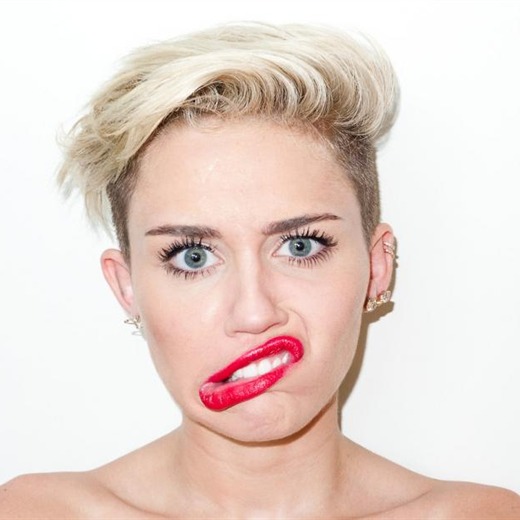 Miley Cyrus planea fiesta sadomasoquista