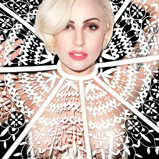 ¿Manipula Lady Gaga las emociones de sus fans?