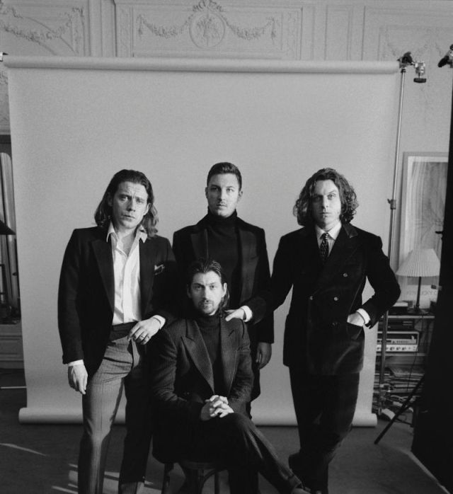 Arctic Monkeys regresa a los escenarios con nuevo disco