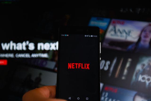 Usuarios de Netflix tendrán que pagar más por el servicio