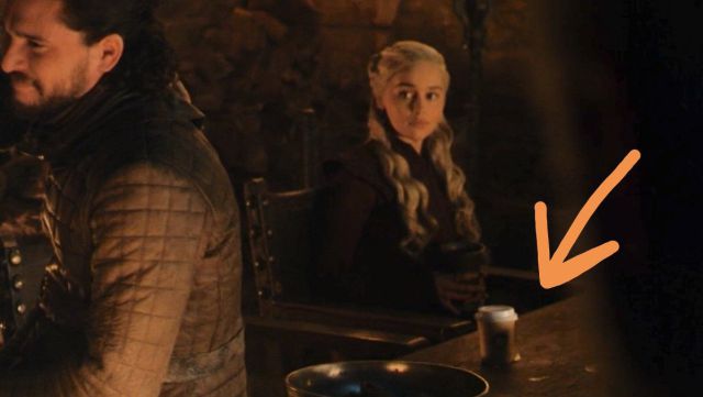 Un vaso de café aparece por error en el 04x08 de 'Game Of Thrones'