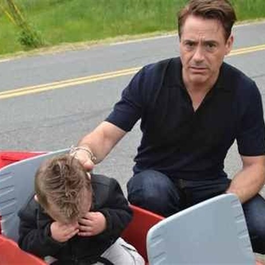 Robert Downey Jr consoló a niño que se dio cuenta que Iron Man no existe